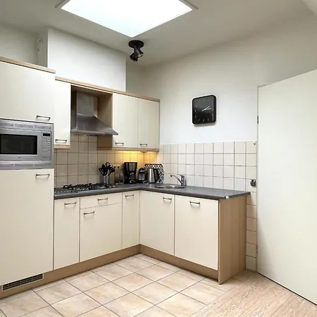 Apartment 3-person Near Forest