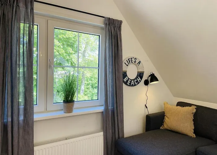 Apartament 3-person Near Forest Sint Maartensvlotbrug